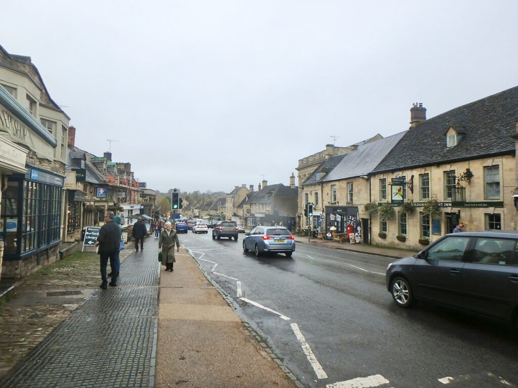 バーフォードの街並み